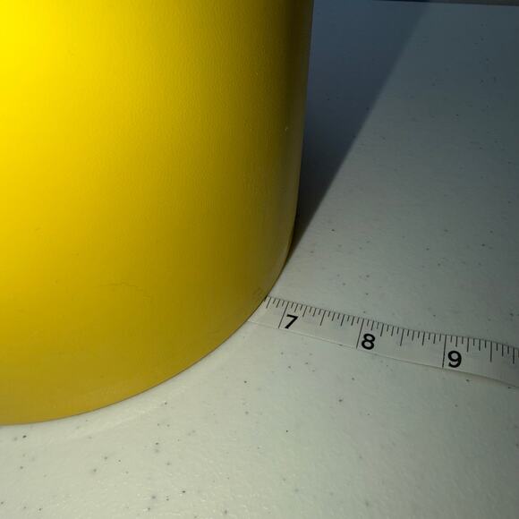 Vintage Tupperware Servalier Harvest Gold Large Canister Starburst Design 1339-5 - Picture 6 of 7